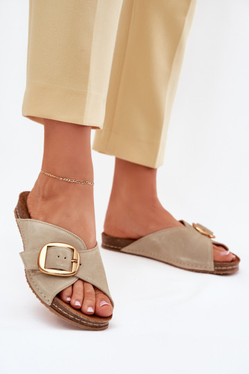 Pantoufles en cuir avec boucles dorées Il fautciejka 07000-22 PistacjoÀe 2