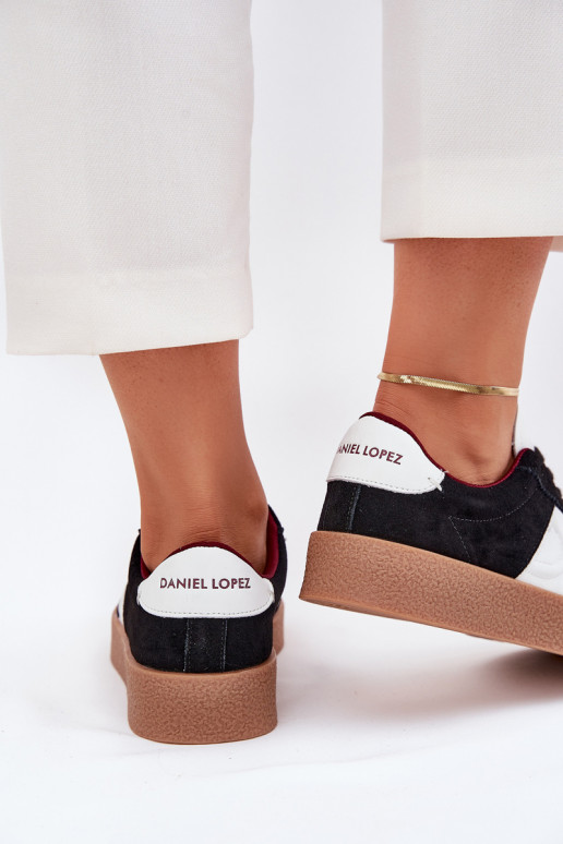 en daim Chaussures modèle baskets Féminin Daniel Lopez Just Dare SS2D4021 couleur noire en daim Chaussures modèle baskets Féminin Daniel Lopez Just Dare SS2D4021 couleur noire