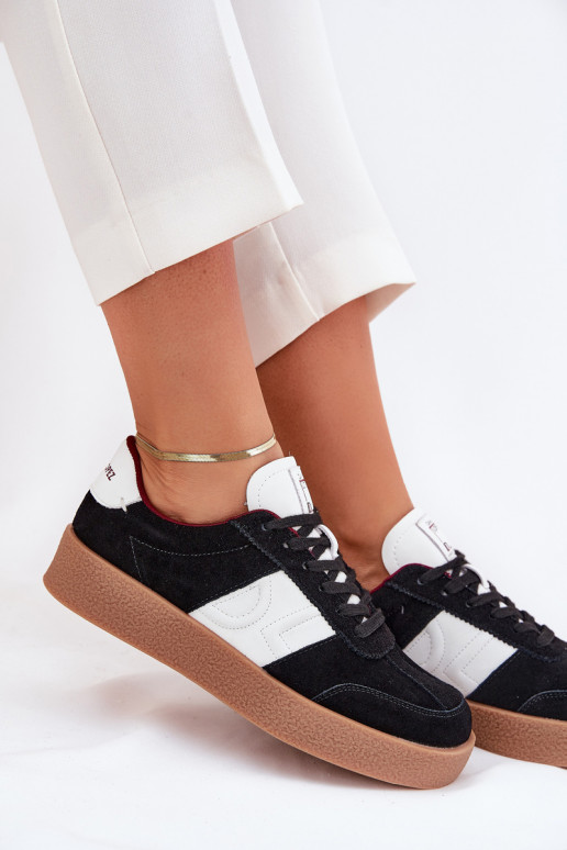 en daim Chaussures modèle baskets Féminin Daniel Lopez Just Dare SS2D4021 couleur noire en daim Chaussures modèle baskets Féminin Daniel Lopez Just Dare SS2D4021 couleur noire