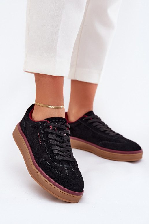 en daim Féminin Chaussures modèle baskets Daniel Lopez Just Dare SS2D4006 couleur noire en daim Féminin Chaussures modèle baskets Daniel Lopez Just Dare SS2D4006 couleur noire