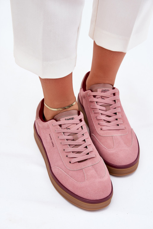 en daim Féminin Chaussures modèle baskets Daniel Lopez Just Dare SS2D4010 couleur rose en daim Féminin Chaussures modèle baskets Daniel Lopez Just Dare SS2D4010 couleur rose