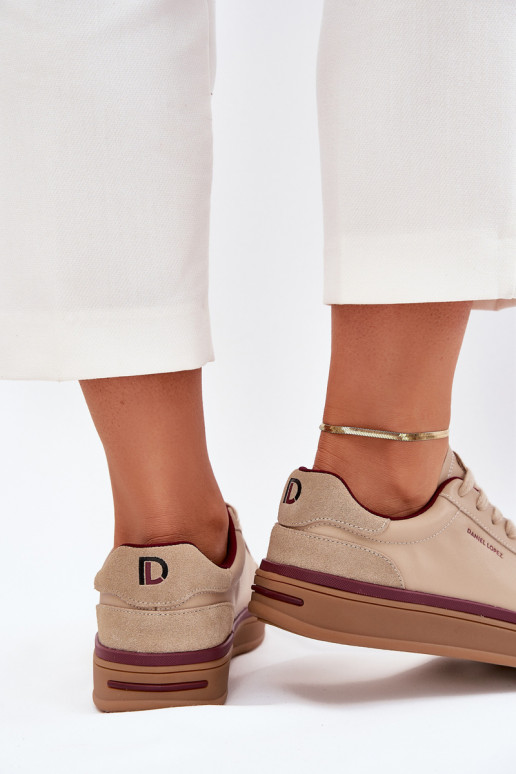 Peau Féminin Chaussures modèle baskets Daniel Lopez Just Dare SS2D4007 beige