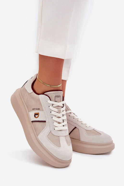 Peau Féminin Chaussures modèle baskets avec une plateforme Daniel Lopez Just Dare SS2D4003 beige Peau Féminin Chaussures modèle baskets avec une plateforme Daniel Lopez Just Dare SS2D4003 beige