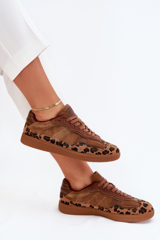 Chaussures modèle baskets Féminin Daniel Lopez Just Dare SS2D4017 avec des motifs en fourrure de léopard Chaussures modèle baskets Féminin Daniel Lopez Just Dare SS2D4017 avec des motifs en fourrure de léopard