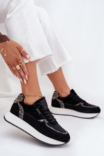 en daim Chaussures modèle baskets Féminin Big Star OO274A312 HI-POLY SYSTEM couleur noire avec des motifs en fourrure de léopard