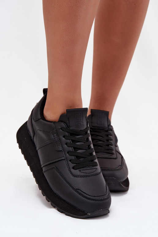 Peau Chaussures modèle baskets Féminin avec une plateforme Big Star OO274573 Hi-Poly System couleur noire Peau Chaussures modèle baskets Féminin avec une plateforme Big Star OO274573 Hi-Poly System couleur noire