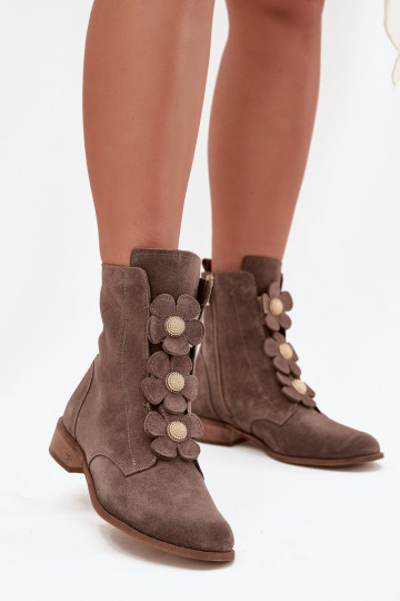 Bottines en daim pour femmes avec des détails floraux décoratifs Zazoo 3085 couleur sable 2