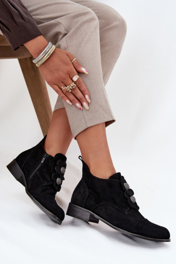 Bottines en daim pour femmes avec des détails floraux décoratifs Zazoo 3080 noires
