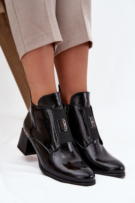 Peau avec effet vernis Bottes Klocke Avec des décorations Detalem réchauffer Zazoo 60560 couleur noire Peau avec effet vernis Bottes Klocke Avec des décorations Detalem réchauffer Zazoo 60560 couleur noire