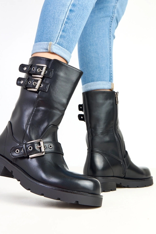 Bottines noires à plateforme avec... Bottines noires à plateforme avec...