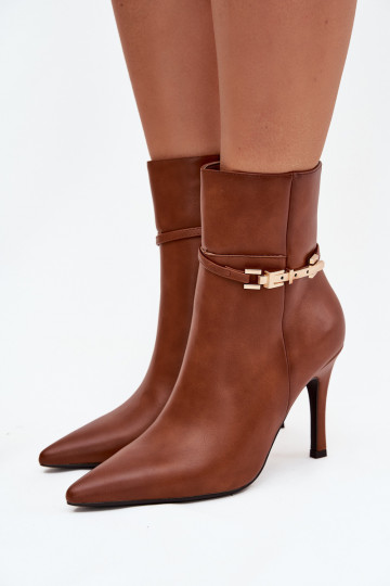 Bottines pour femmes brunes doublées de chaleur avec talons fins, sangles et éléments dorés « Bellisse »