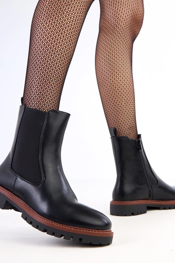 Bottines noires avec semelle plate et élasthanne Terrami