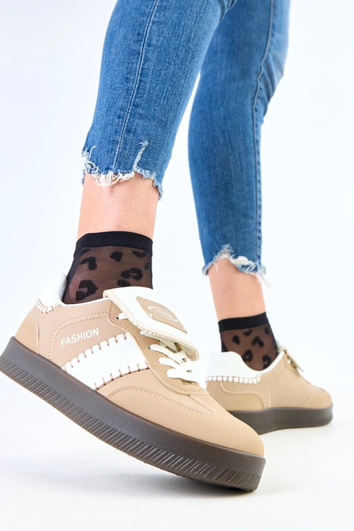 Baskets marron sur plateforme avec...