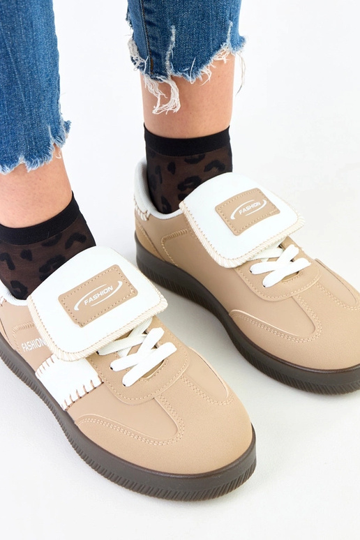 Baskets marron sur plateforme avec...