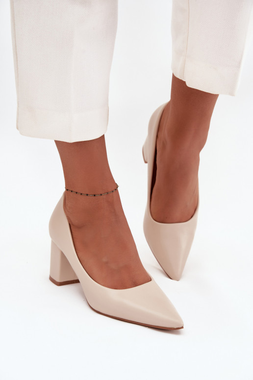 Chaussures Activé SłupkoÀym Obcasie Ze Szpiczastymi Noskami couleur ivoire Ryvessa Chaussures Activé SłupkoÀym Obcasie Ze Szpiczastymi Noskami couleur ivoire Ryvessa