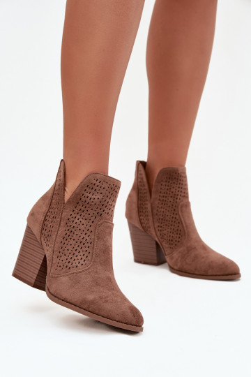 avec des éléments ajourés Bottes pour femmes S.Barski HY51-060 marron