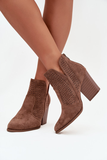 avec des éléments ajourés Bottes pour femmes S.Barski HY51-060 marron 2