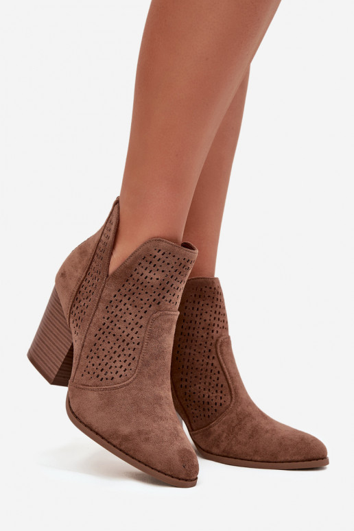 avec des éléments ajourés Bottes pour femmes S.Barski HY51-060 marron