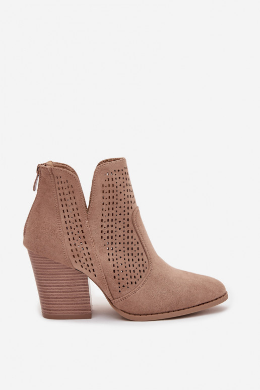 avec des éléments ajourés Bottes pour femmes S.Barski HY51-060 beige