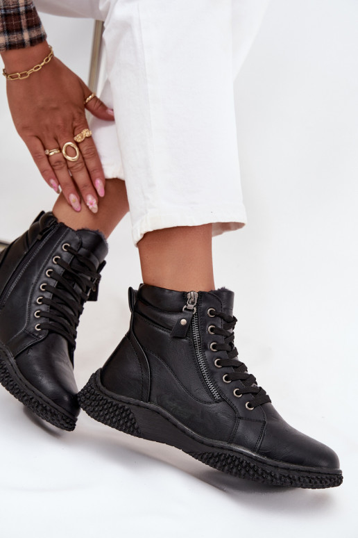Bottes pour femmes réchauffer avec de la fourrure à l intérieur en cuir écologique couleur noire Ulverina