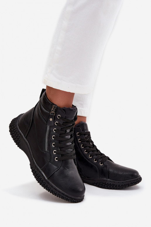 Bottes pour femmes réchauffer avec de la fourrure à l intérieur en cuir écologique couleur noire Ulverina
