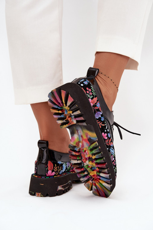 avec effet vernis chaussuresActivéturalnej Skóry avec des écrits Artiker 57C0174 couleur noire