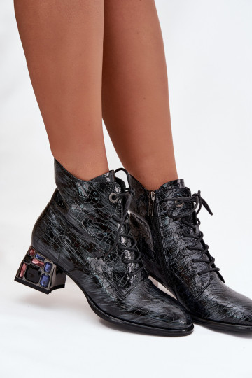 avec effet vernis Bottes pour femmesActivéturalnej Skóry avec des talons aux yeux brillants Artiker 57C0132 couleur grise