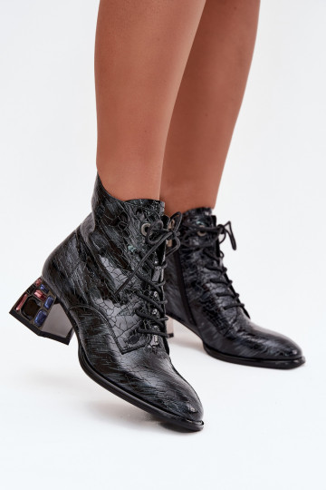 avec effet vernis Bottes pour femmesActivéturalnej Skóry avec des talons aux yeux brillants Artiker 57C0132 couleur grise 2