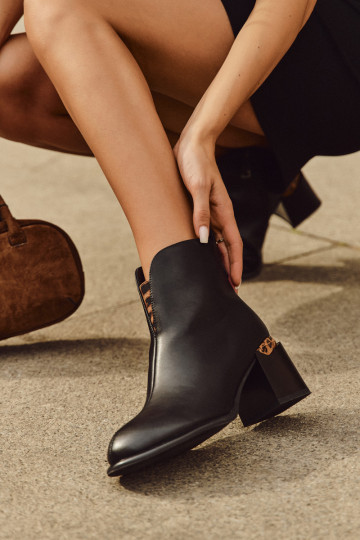 Bottines en cuir pour femmes, Vinceza 66811, couleur noire