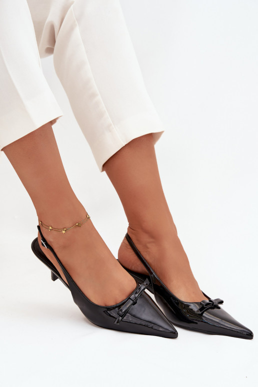 Chaussures vernies avec talons fins et nœuds noirs Olvena Chaussures vernies avec talons fins et nœuds noirs Olvena