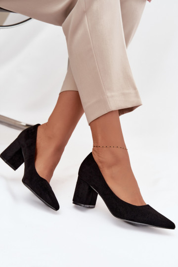 Chaussures Féminin Ze Szpiczastymi Noskami avec des talons couleur noire Pavira