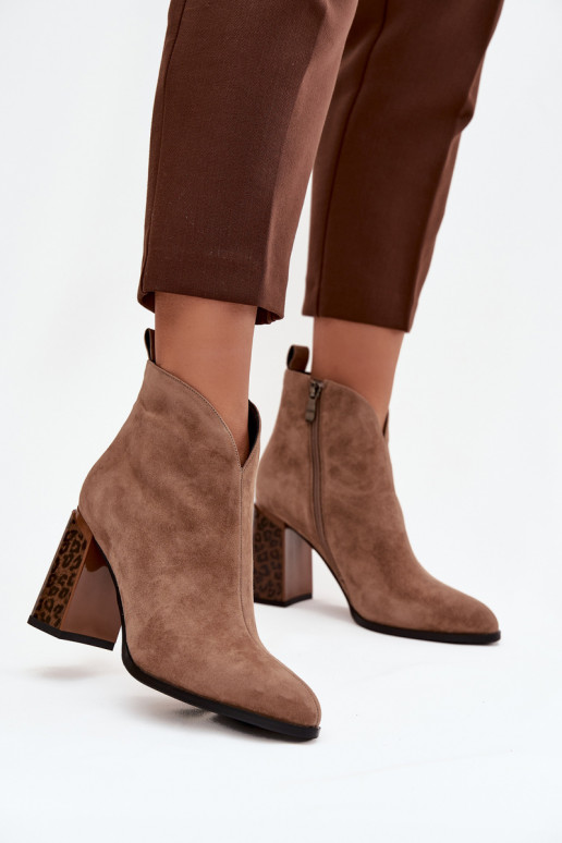 Peau en daim Bottes avec chauffage à l intérieur beige Zivella Peau en daim Bottes avec chauffage à l intérieur beige Zivella