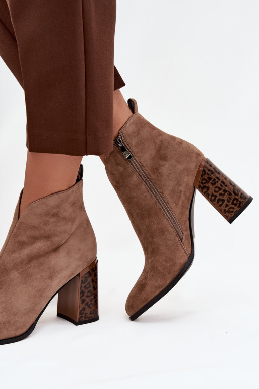 Peau en daim Bottes avec chauffage à l intérieur beige Zivella Peau en daim Bottes avec chauffage à l intérieur beige Zivella