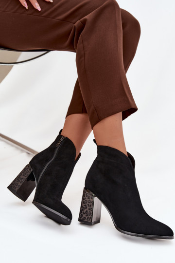 Peau en daim Bottes avec chauffage à l intérieur couleur noire Zivella