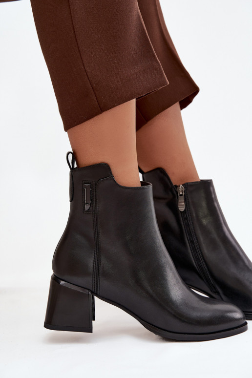 Bottines femme en cuir naturel avec des talons réchauffer couleur noire Nolivra