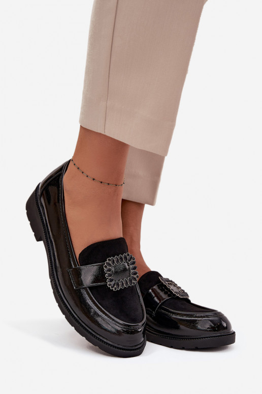 Mocassins laqués Féminin décorer avec boucles S.Barski HY52-546 couleur noire