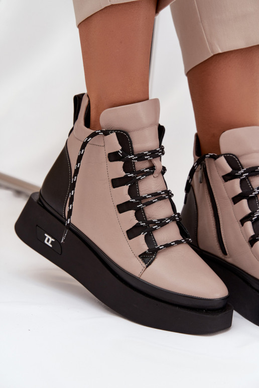 Peau Bottes pour femmes avec une plateforme réchauffer Artiker 55C0884 beige Peau Bottes pour femmes avec une plateforme réchauffer Artiker 55C0884 beige