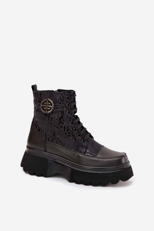 Peau Bottes pour femmes avec une plateforme avec des écrits I Ozdobnym Detalem Artiker 57C2273 couleur noire