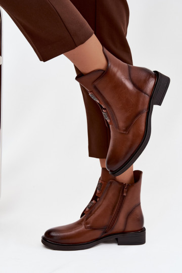 Bottes pour femmes réchauffer Sur un talon bas avec de beaux détails marron Tavressa
