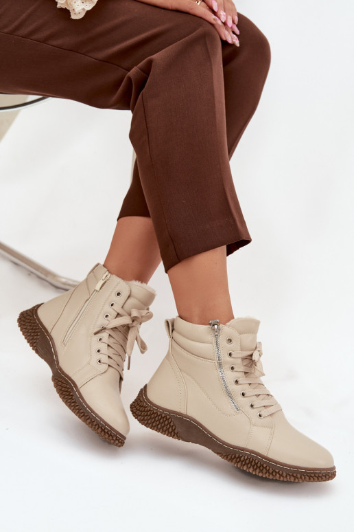 Bottes pour femmes réchauffer avec de la fourrure à l intérieur en cuir écologique beige Ulverina