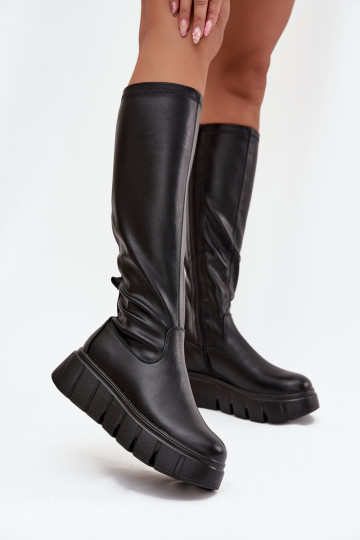 bottes pour femmes avec une plateforme Au Château Vinceza 58553 couleur noire 2