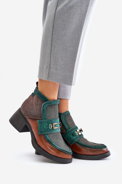 Peau Bottes pour femmes Sur des talons massifs avec des ornements Il fautciejka A6747-29 brun-couleur verte Peau Bottes pour femmes Sur des talons massifs avec des ornements Il fautciejka A6747-29 brun-couleur verte