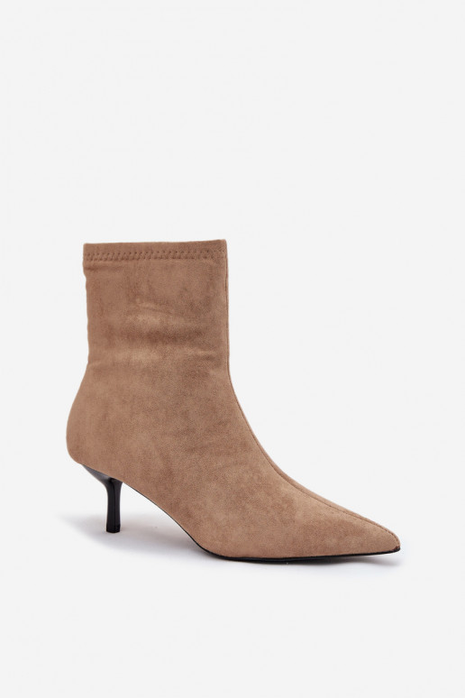 Bottines pour femmes isolées avec talons fins en simili daim couleur sable "Belisse"