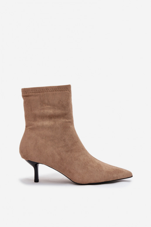 Bottines pour femmes isolées avec talons fins en simili daim couleur sable "Belisse"