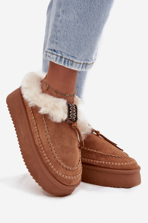 Bottes de neige pour femmes avec plateforme, fourrure et coutures couleur marron "Kellina" Bottes de neige pour femmes avec plateforme, fourrure et coutures couleur marron "Kellina"