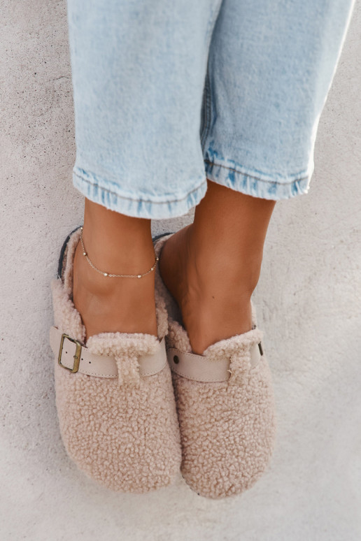 Chaussons pour femmes avec fourrure "Typu Baranek" couleur sable "Lorivine"