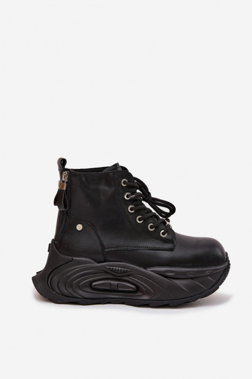 Peau réchauffer Bottes pour femmes avec une plateforme GOE SS2N4301 couleur noire