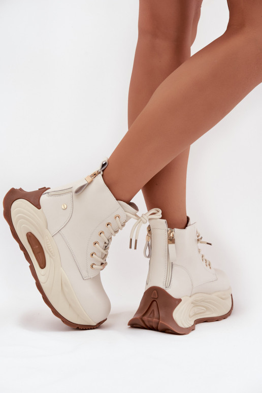 Peau réchauffer Bottes pour femmes avec une plateforme GOE SS2N4300 couleur ivoire