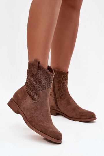 Bottes pour femmes avec des talons larges avec des éléments ajourés S.Barski HY52-530 marron