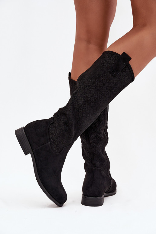 bottes pour femmes avec des éléments ajourés avec des talons larges S.Barski HY52-534 couleur noire